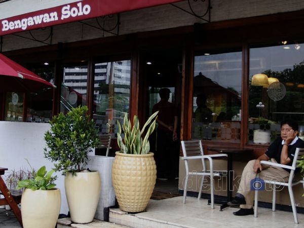 Coffee Shop di DPR Akan Dibongkar