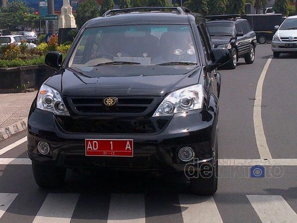 Mobil Esemka Uji Emisi Solo-Jakarta