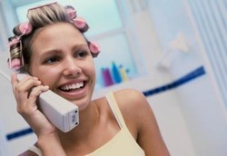 Ciri Orang Kreatif, Kalau Telepon Pakai Telinga Kiri