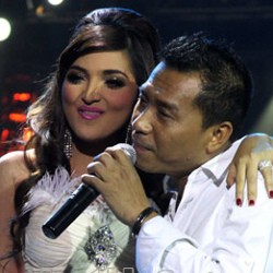 Anang Lamaran, Ahmad Dhani Minta Doa