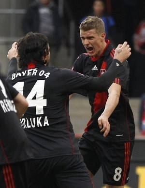 Leverkusen Taklukkan Cologne 2-0