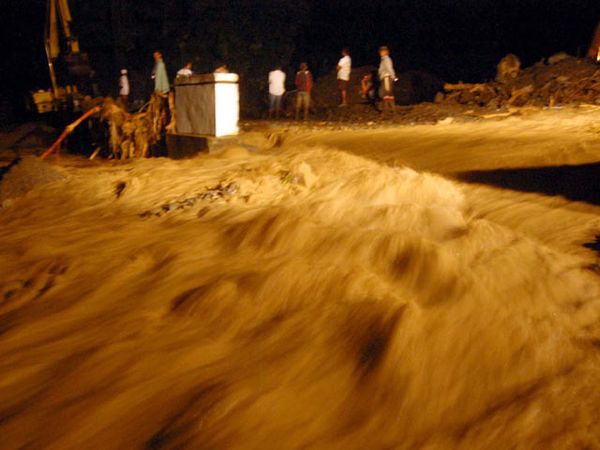 Banjir Bandang Terjang Pidie