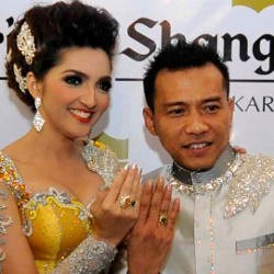 Ini Dia Sejarah Cincin Pertunangan Ashanty