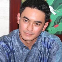 Ananda Mikola Jenguk Penuduh Zumi Zola di Penjara