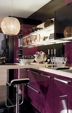 Ungu Cantik Untuk Peralatan Dapur Anda