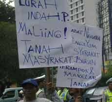 Pemkot Dituding Rampok Tanah Warga