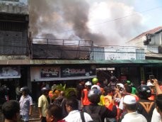 Api yang Membakar Toko Kembang Api Yogya Padam, Isi Gudang Ludes