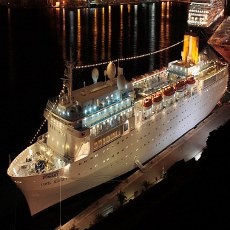 Kapal Pesiar Italia Terbakar di Samudera Hindia