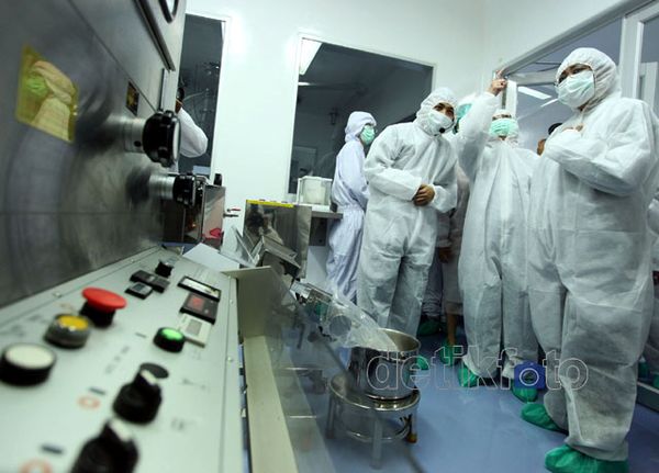 Menkes Resmikan Pabrik Obat Generik