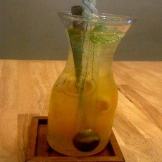 Lychee Jello, Sensasi Minum dalam Vas Bunga