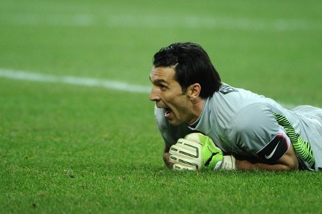Buffon Sudah Beri Contoh Buruk