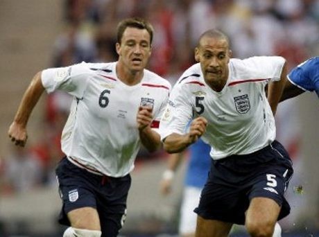 Robben: Inggris Rapuh Tanpa Ferdinand & Terry