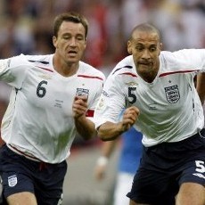 Robben: Inggris Rapuh Tanpa Ferdinand & Terry