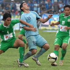 Persela Menang Tipis 2-1 atas PSMS