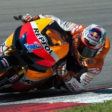 Stoner Tercepat di Hari Pertama