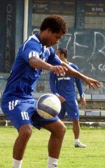 Cabuli Pramugari, Pemain Sriwijaya FC Serahkan Paspor ke Polisi