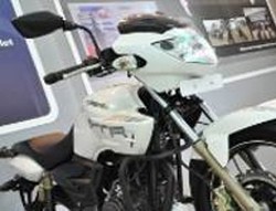 TVS Apache Pakai Fitur ABS