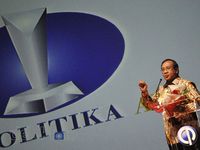 Akbar Dinobatkan Sebagai Politisi Paling Berpengaruh