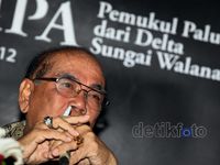 Menyimak Perjalanan Hidup Harifin A Tumpa