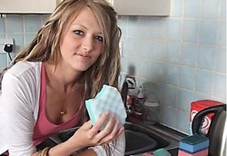 Hobi Makan Spons Cuci Piring Karena Gangguan Langka