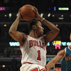 Derrick Rose Pimpin Bulls Tundukkan Hornets