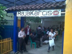 Tiket Online Morrissey Kelas Tribun dan Festival Terjual Habis dalam 45 Menit