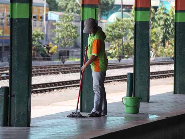 PT KA Tingkatkan Kenyamanan Penumpang KA