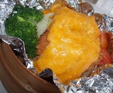 Sensasi Cita Rasa Baru dalam Nasi Berselimut Keju