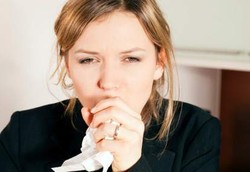 Hanya dengan Melihat, Orang Bisa Ketularan Batuk