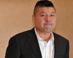 Kang Ho Dong Sumbang Tanah Untuk Rumah Sakit