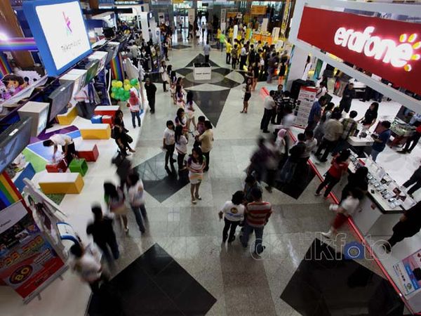 Pameran Komputer Diserbu Pengunjung