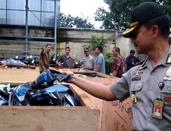 Tipu Konsumen Diler Motor Ilegal Diciduk Polisi