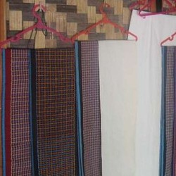 Kain Tenun Cantik Khas Baduy Luar Ala Ibu Rawi