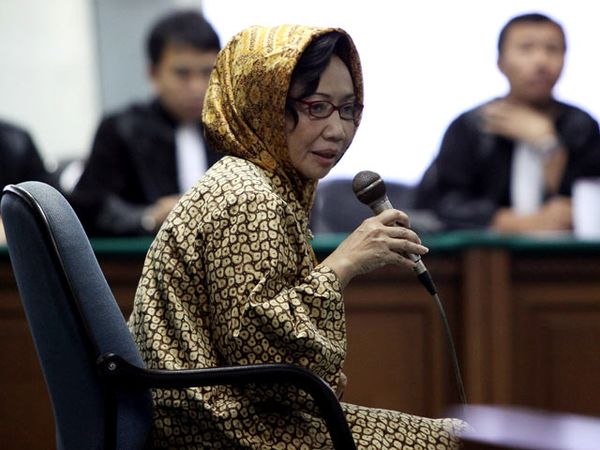 Nunun Jalani Sidang Perdana