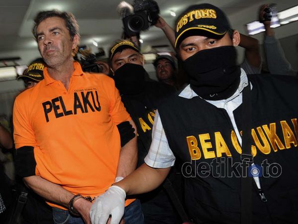 Idih...WN Australia Bertelur Kapsul Narkoba