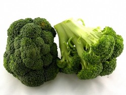 Brokoli Ampuh Tumpas Sel Kanker