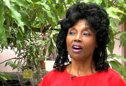 Nenek Tampak 30 Tahun Lebih Muda Berkat Diet Sayur Mentah