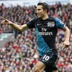 Van Persie Akui Arsenal Tak Pantas Menang