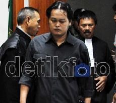 Bantu Bom Buku, Eks Kamerawan Global TV Divonis 3 Tahun 4 Bulan Bui