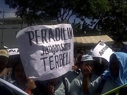 Dipukul karena Tak Luluskan Bupati Kampar, Dosen Hukum Adat Lapor Polisi