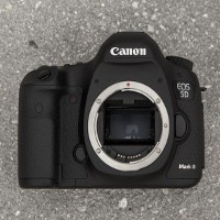 Alasan Canon Usung 22 MP di EOS 5D Mark III