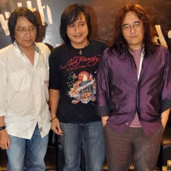 KLA Project Siap Gelar KLAkustik Oktober 2012