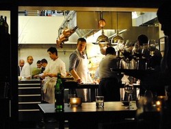  Bayar Dulu Baru Bisa Makan di Resto Double Michelin Starred Ini!