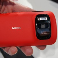 Nokia 808 PureView 41 MP Pamer Kemampuan Cropping