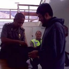 Petugas Geledah Pengunjung Sidang Pengadilan Tipikor