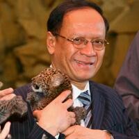 Luarbiasa! Macan Tutul Jawa Berhasil Ditangkar di Jerman