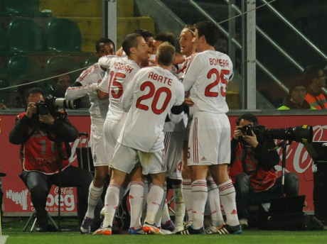 Milan Akan Tetap Menyerang di Emirates