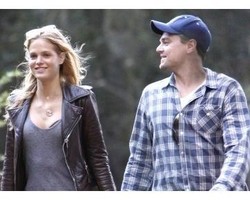 Leonardo DiCaprio Makin Mesra dengan Model Victorias Secret