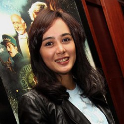 Hobi Jalan-jalan, Renata Kusmanto Rajin Nabung