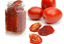 Tomat Kering Dikaitkan dengan Wabah Hepatitis A